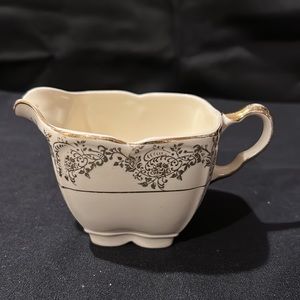 Edwin Knowles 22 Caret Gold and cream pitcher/creamer